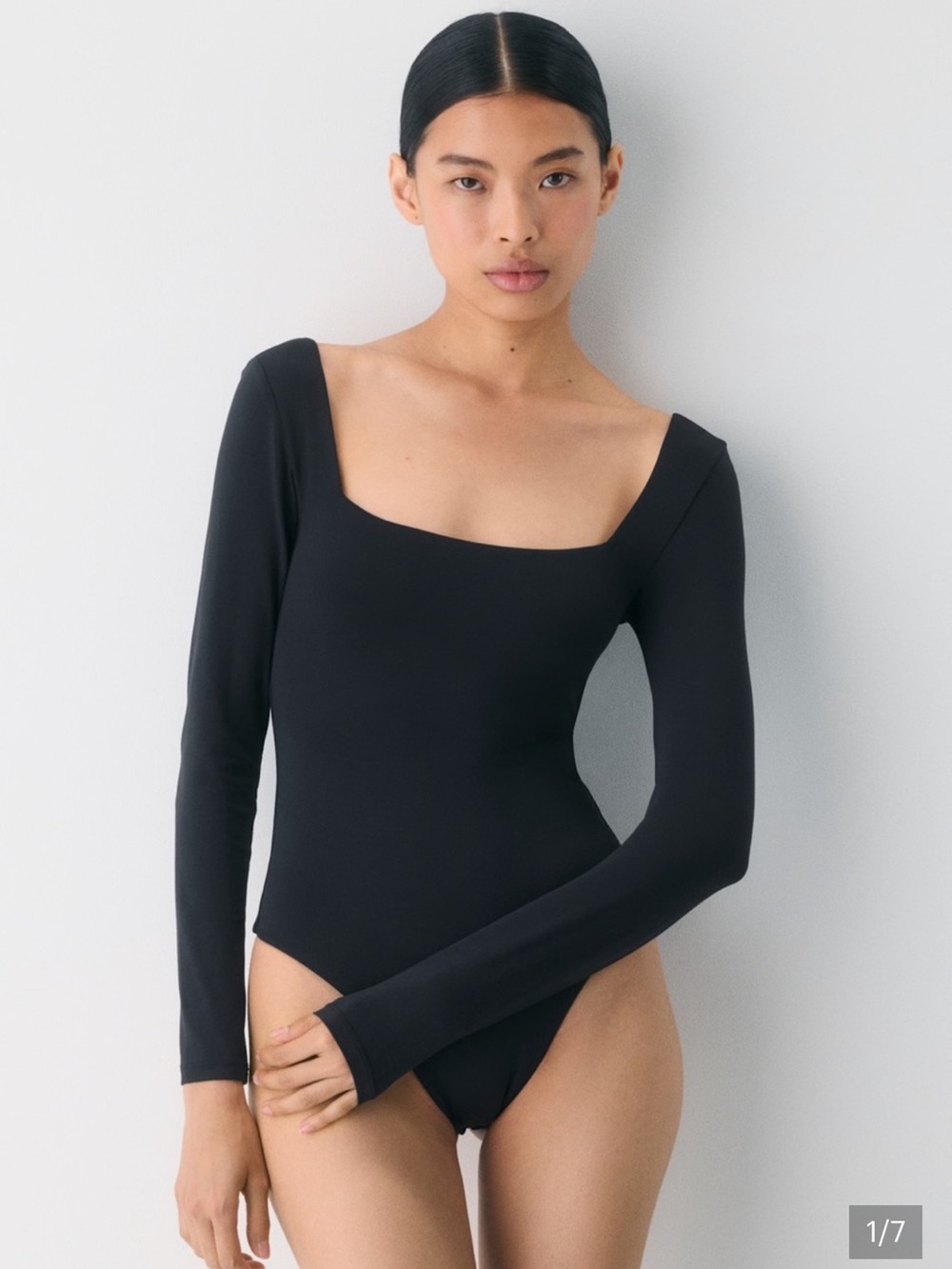 Aritzia Babaton Black Square-Neck Long-Sleeve Bodysuit in M